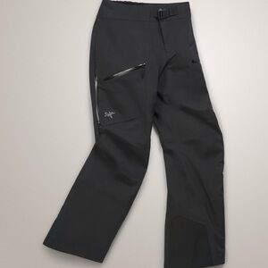 Arc'teryx Women's Charcoal Cargo Pants